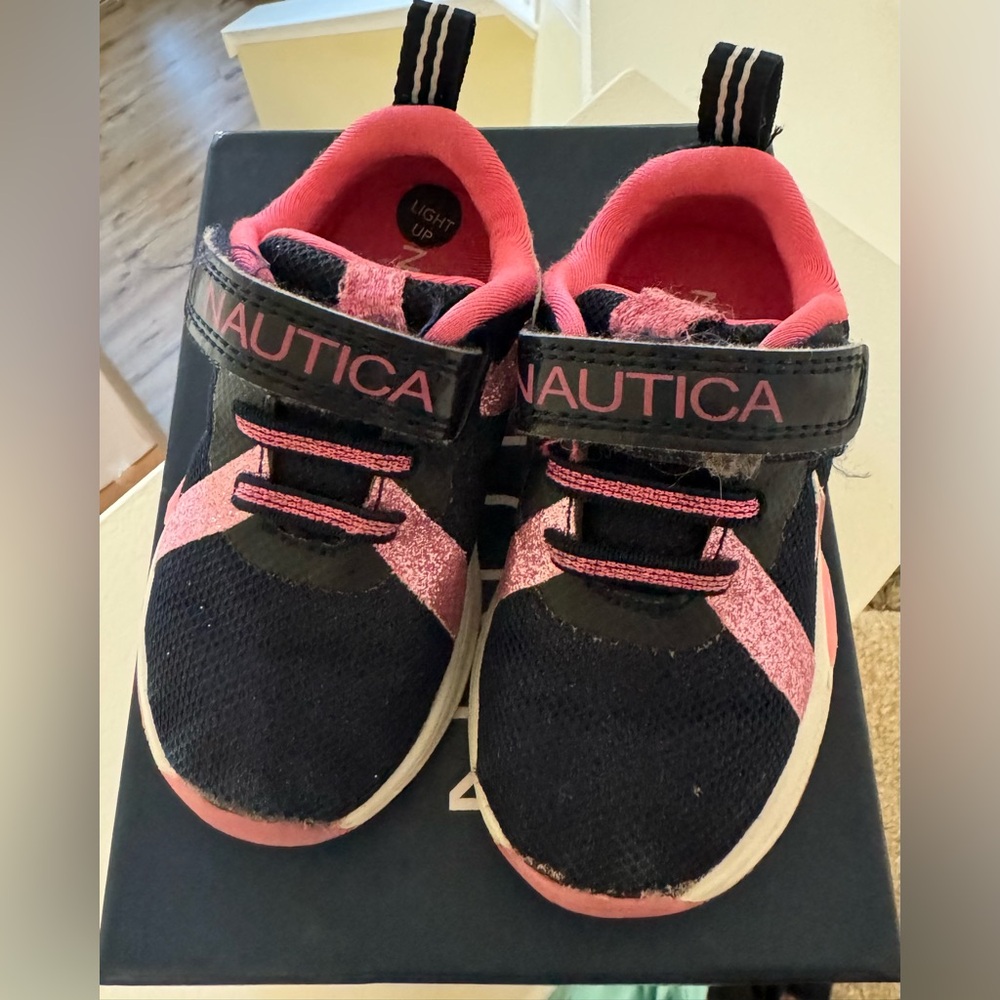 Nautica toddler tennis shoe.